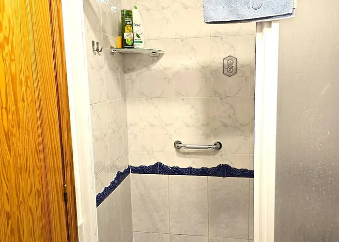 아파트 Family 3 - Del Cura *